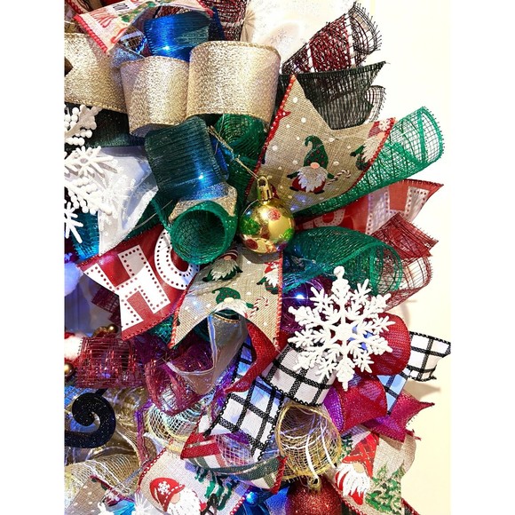 Handmade Christmas Gnome in Sleigh Holiday Ribbon Door Wreath 26 ins LED XLW1 - Picture 7 of 12